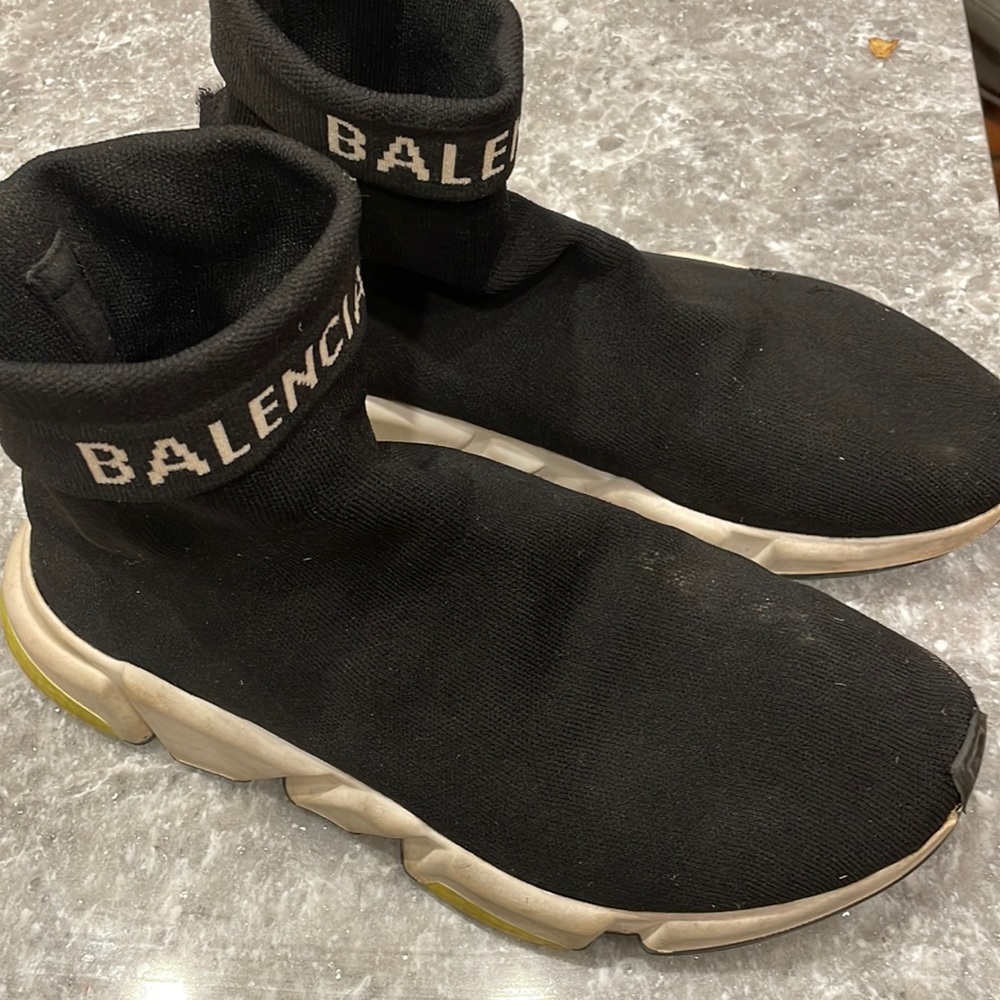 Balenciaga sneakers black size 9 with original box